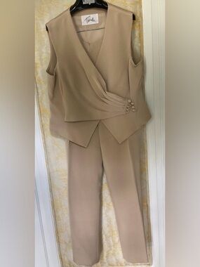 Travilla Silk 4-Piece Suit